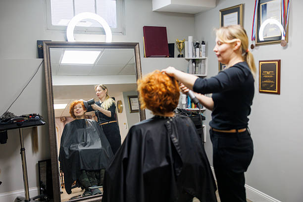 Beaucoup de personnes se lancent dans un traitement capillaire sans réaliser un diagnostic. Pourtant, cette étape demeure